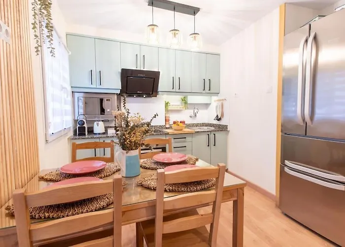 Com Estacionamento Incluido דירה