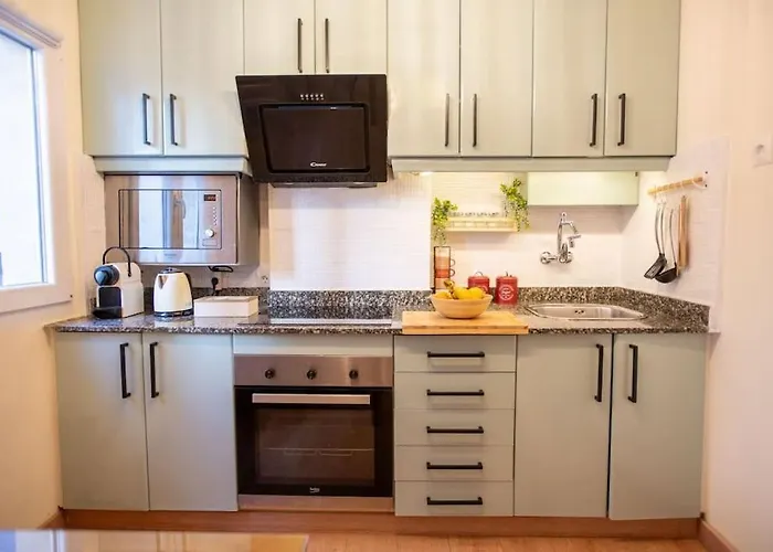 Com Estacionamento Incluido * גיחון